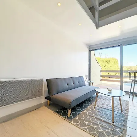Apartment Duplex Entierement Renove Avec Balcon & Parking